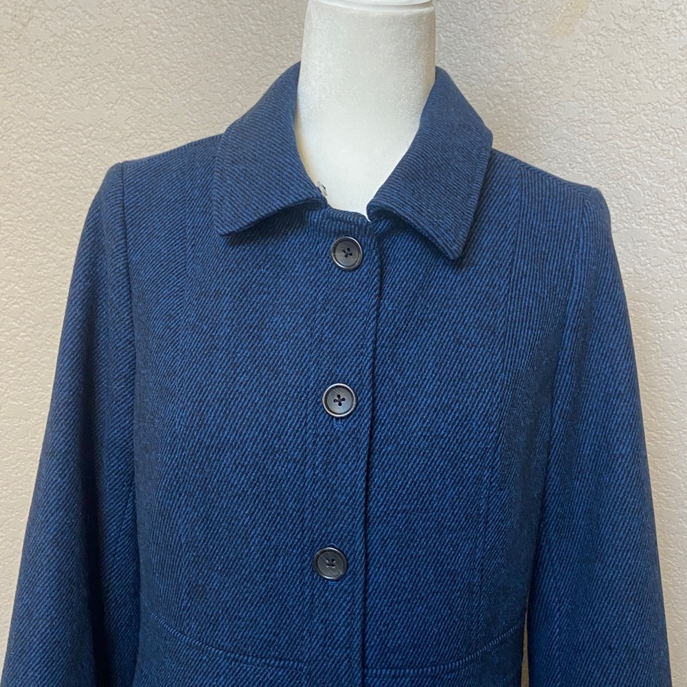 Sale! Elegant Navy Coat with Faux Fur Collar, size S, Banana Republic - Picture 8 of 16